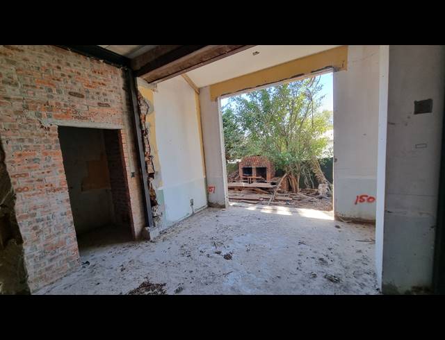 1,300M² APARTMENT BLOCK FOR SALE IN OBSERVATORY